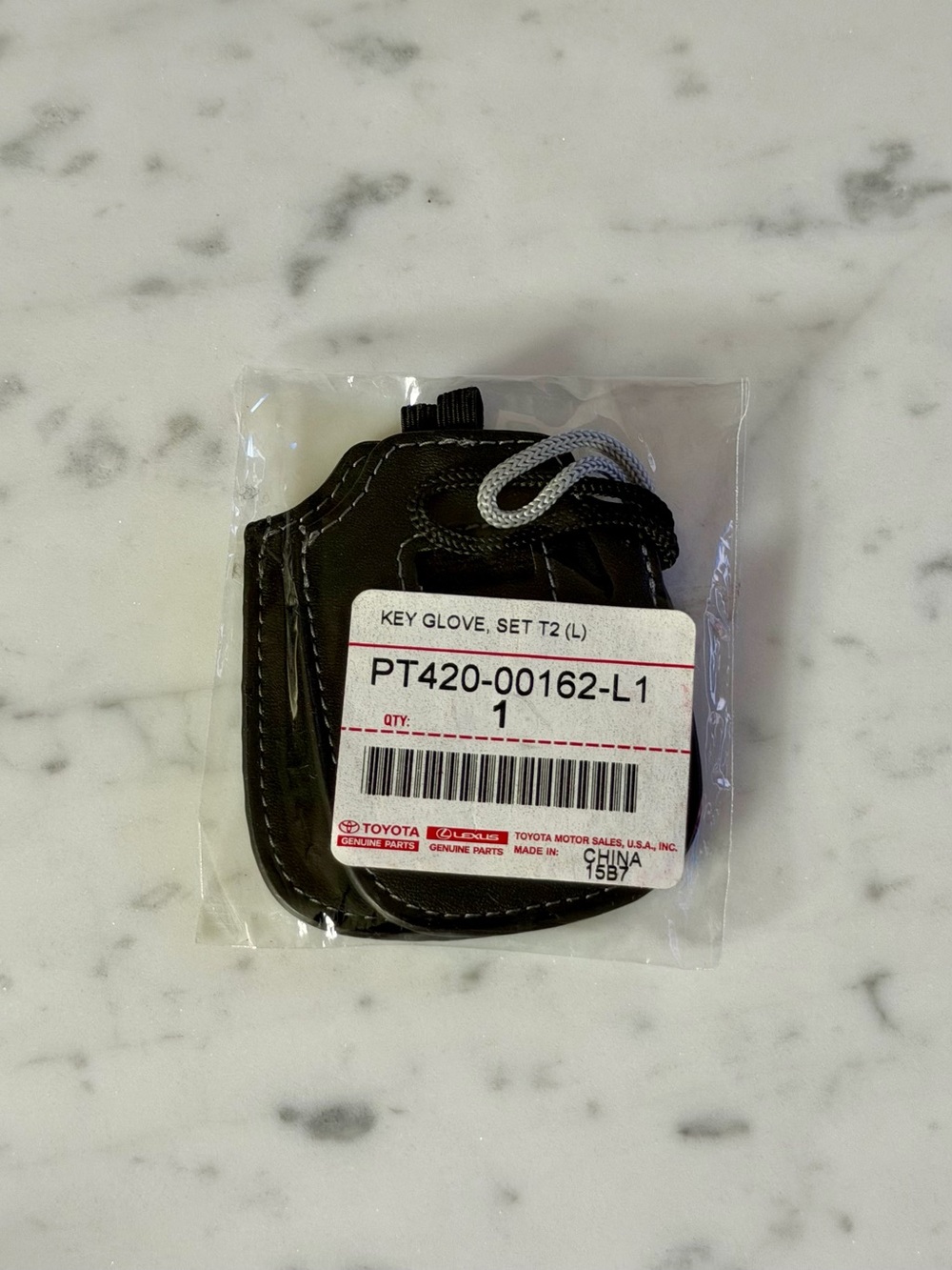 Lexus Key Glove Set Black - Picture 5 of 7